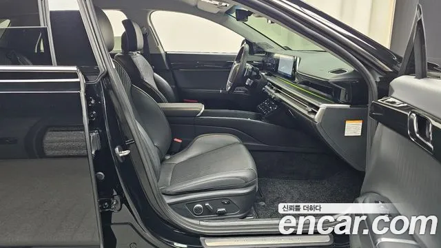 Hyundai Grandeur GN7 — Фото автомобиля 15
