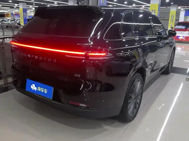 Leapmotor C10 — Фото автомобиля 3