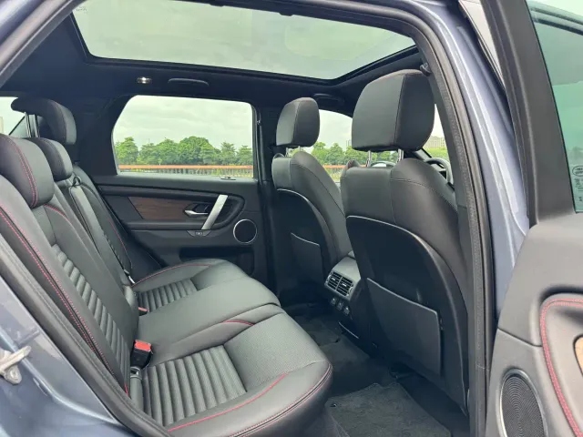 Land Rover Discovery Sport — Фото автомобиля 14