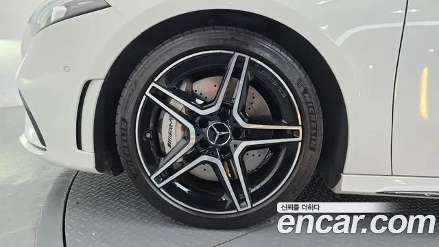 Mercedes-Benz A-Class W177 — Фото автомобиля 5
