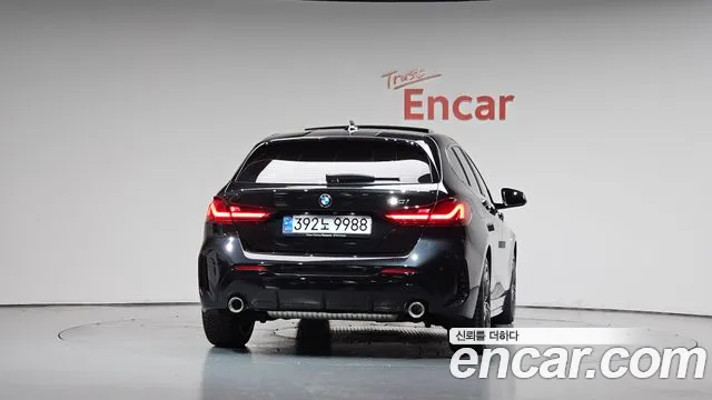 BMW 1 Series F40 — Фото автомобиля 3