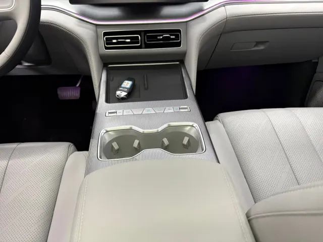 BYD Song Ultra — Фото автомобиля 15