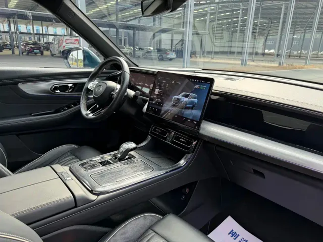 GAC Trumpchi GS8 — Фото автомобиля 9