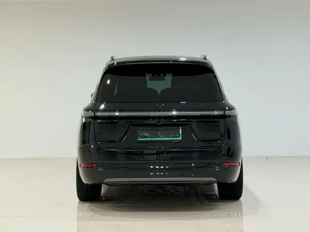 Li Auto L9 — Фото автомобиля 5