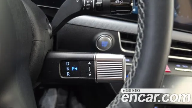 Hyundai Sonata — Фото автомобиля 12