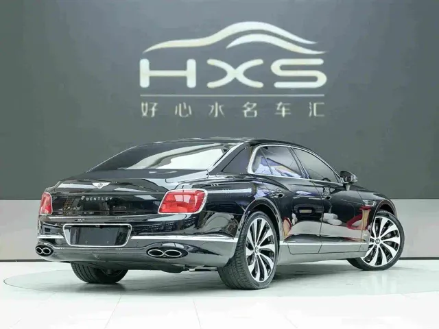 Bentley Flying Spur — Фото автомобиля 4