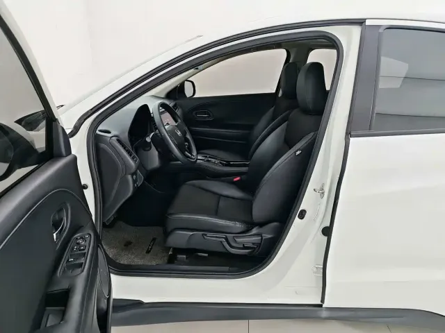 Honda Vezel 2019 220 TURBO CVT Luxury Edition China VI — Фото автомобиля 18
