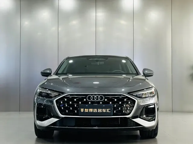 Audi A5L — Фото автомобиля 2