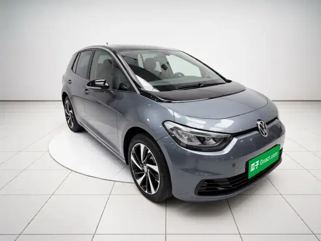 Volkswagen ID.3 — Фото автомобиля 3