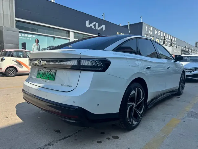 Volkswagen ID.7 Vizzion — Фото автомобиля 4