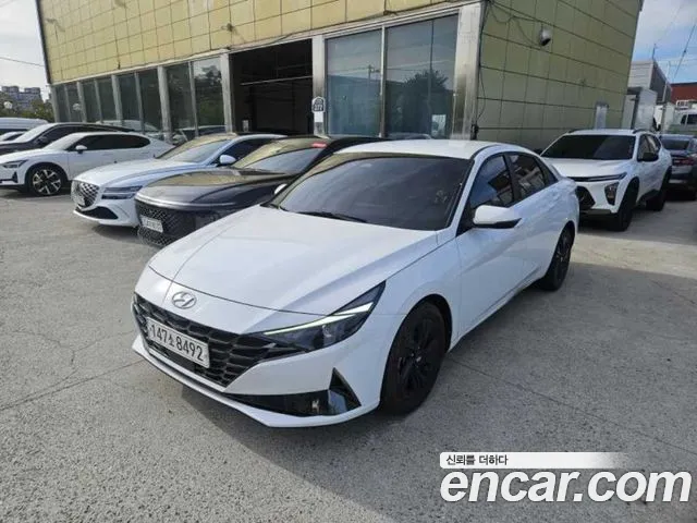 Hyundai Avante CN7 — Фото автомобиля 3