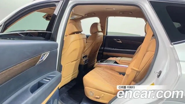 Genesis GV80 — Фото автомобиля 17