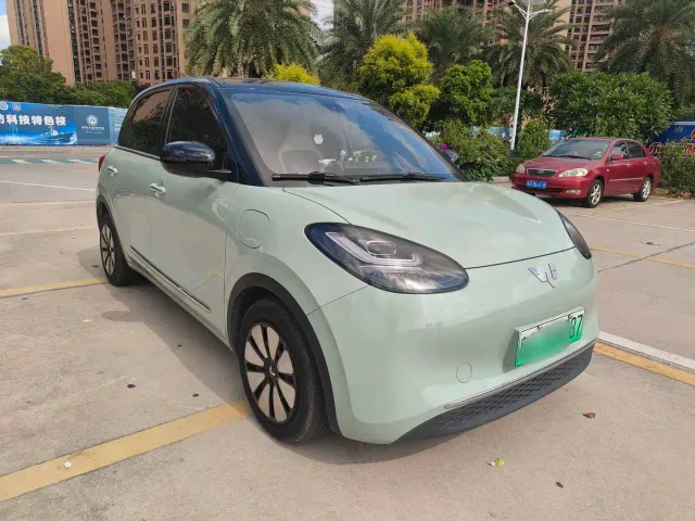 Wuling Bingo — Фото автомобиля 2