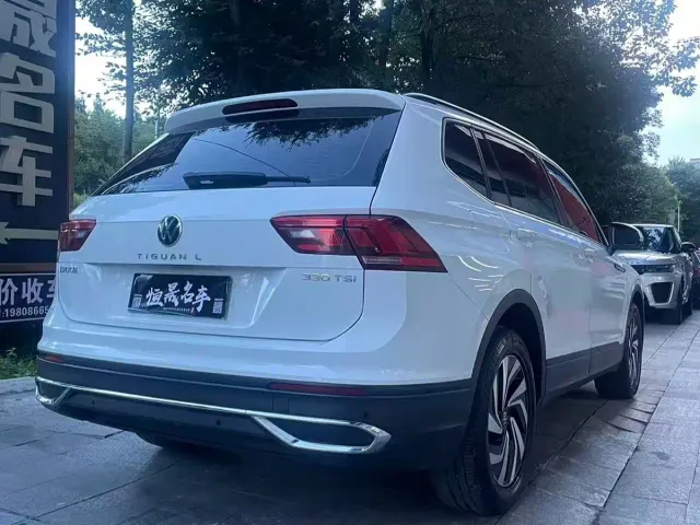 Volkswagen Tiguan L — Фото автомобиля 6