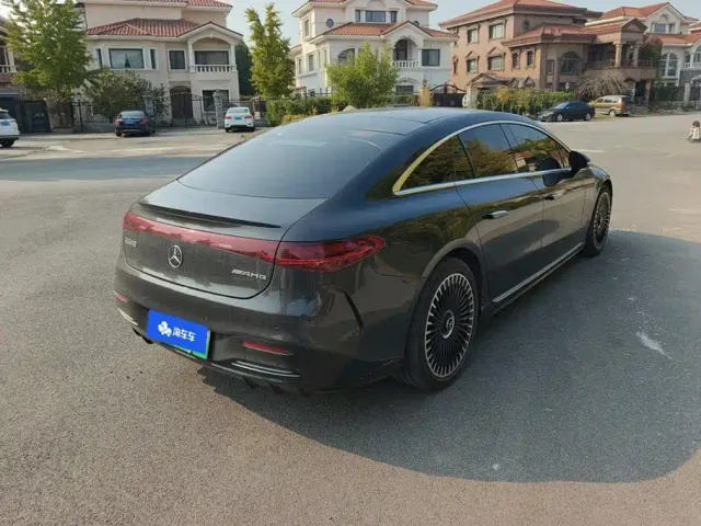 Mercedes-Benz EQS — Фото автомобиля 3