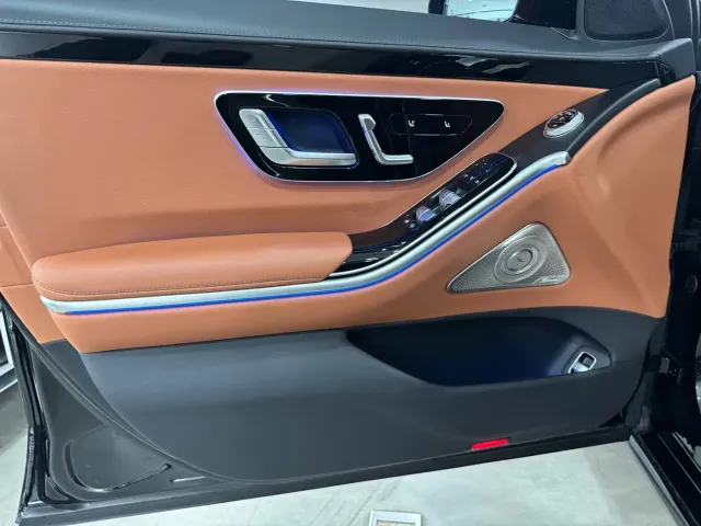 Mercedes-Benz S-Class — Фото автомобиля 10