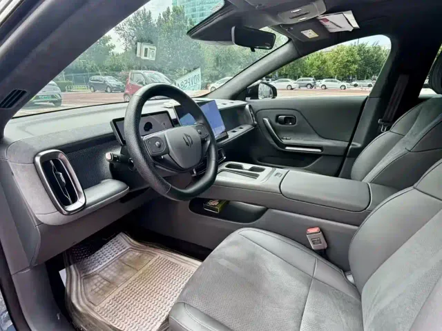 Leapmotor Lafa 5 — Фото автомобиля 7