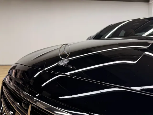 Mercedes-Benz E-Class — Фото автомобиля 6