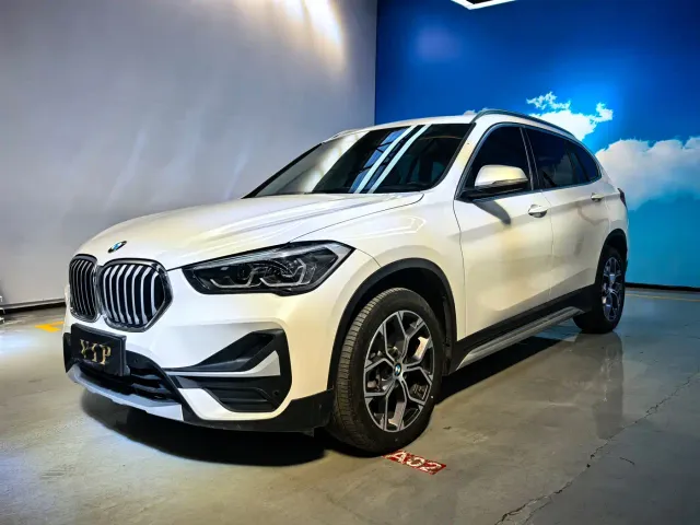 BMW X1 — Фото автомобиля 3