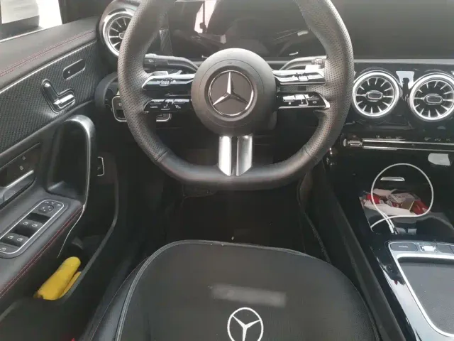 Mercedes-Benz A-Class — Фото автомобиля 6
