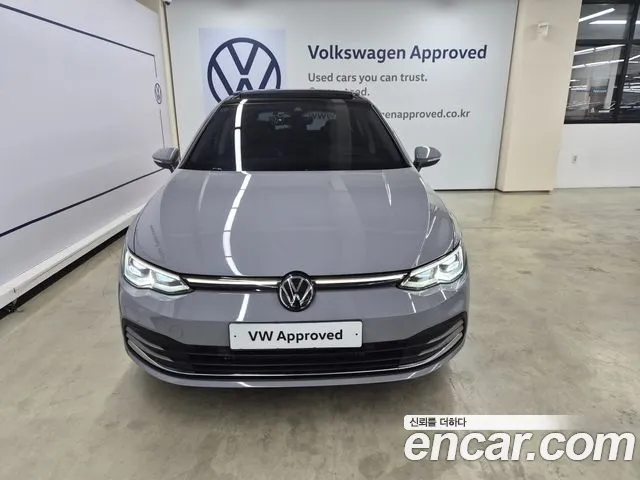 Фотография автомобиля — Volkswagen Golf