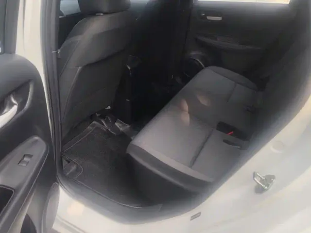 Honda Fit — Фото автомобиля 11