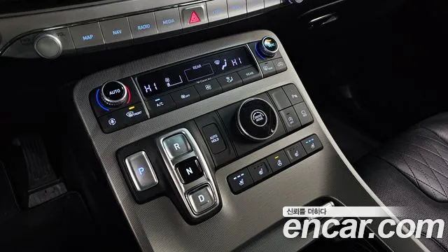 Hyundai Palisade Palisade Дизель 2.2 2WD — Фото автомобиля 9
