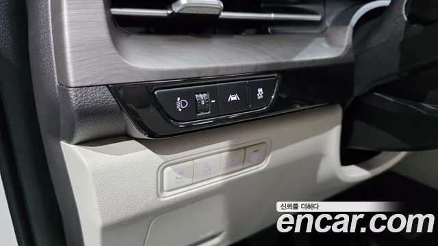 Kia Canival Carnival 4 поколение Бензин 7 мест Signature — Фото автомобиля 13