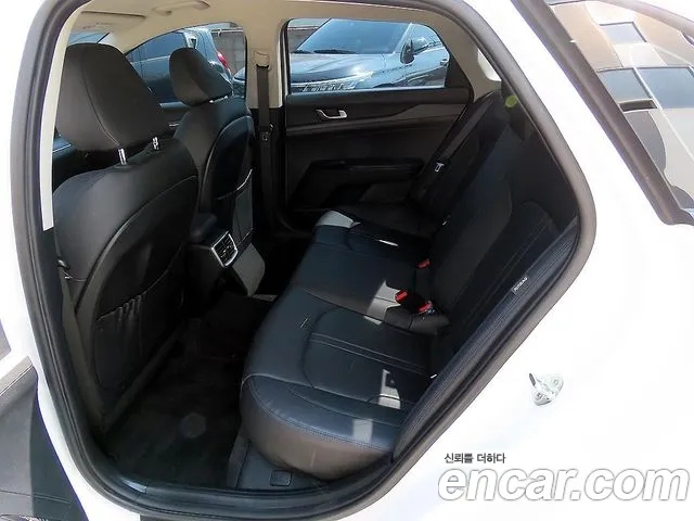 Kia K5 Generation 3 — Фото автомобиля 6