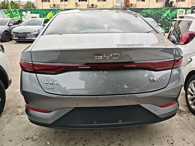 BYD Qin PLUS — Фото автомобиля 5