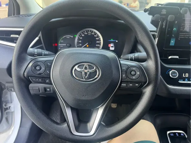 Toyota Corolla — Фото автомобиля 9