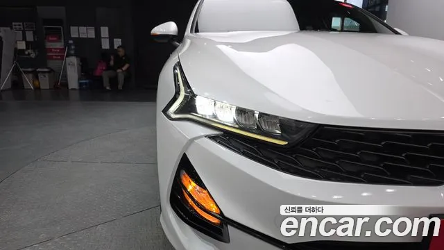 Kia K5 K5 3 поколение 2.0 LPI(Для проката) — Фото автомобиля 5