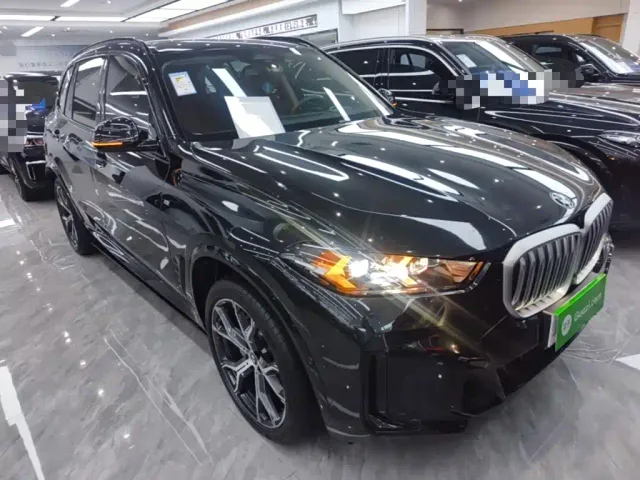 BMW X5 — Фото автомобиля 3