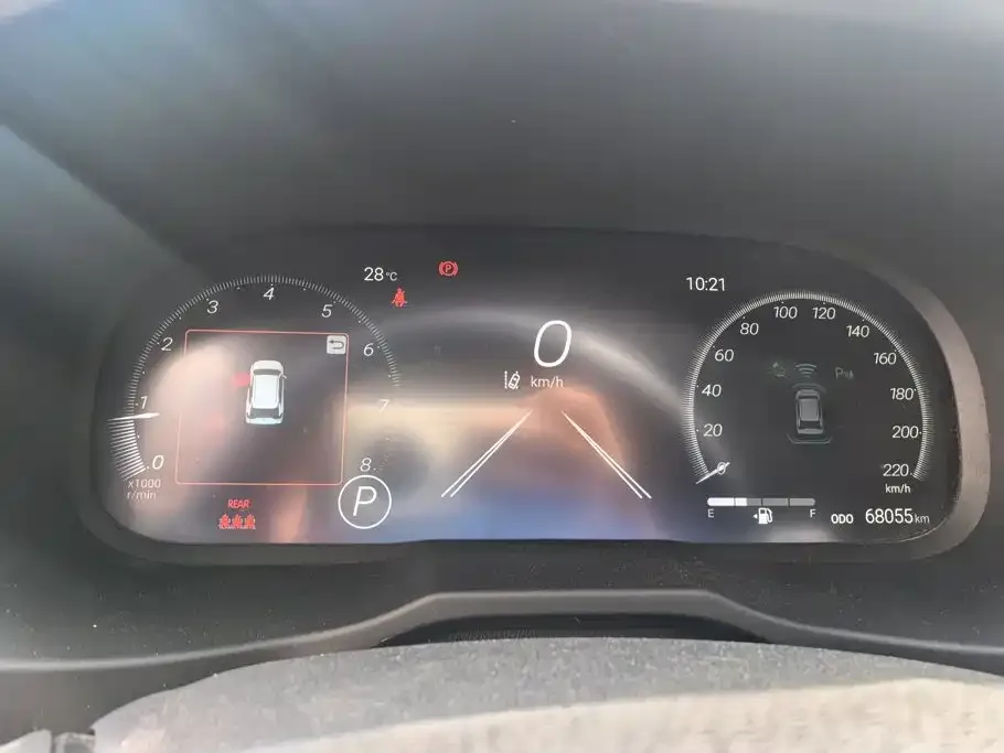 Toyota RAV4 Rongfang 2023 2.0L CVT 2WD 20th Anniversary Platinum Edition — Фото автомобиля 14