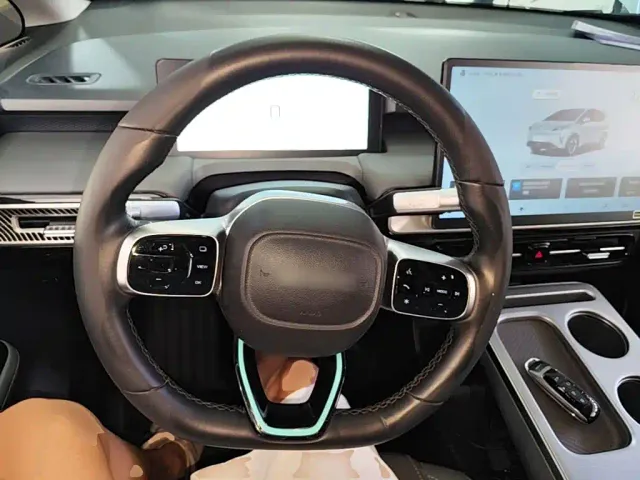 GAC Aion Y — Фото автомобиля 10