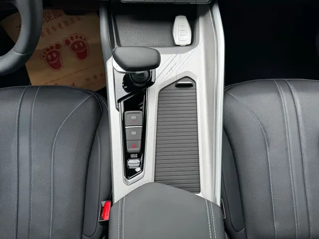 Geely Xingrui — Фото автомобиля 15