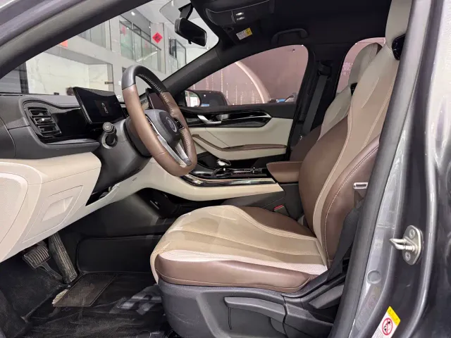 BYD Qin PLUS — Фото автомобиля 4