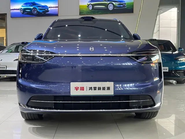 Aito M7 — Фото автомобиля 2