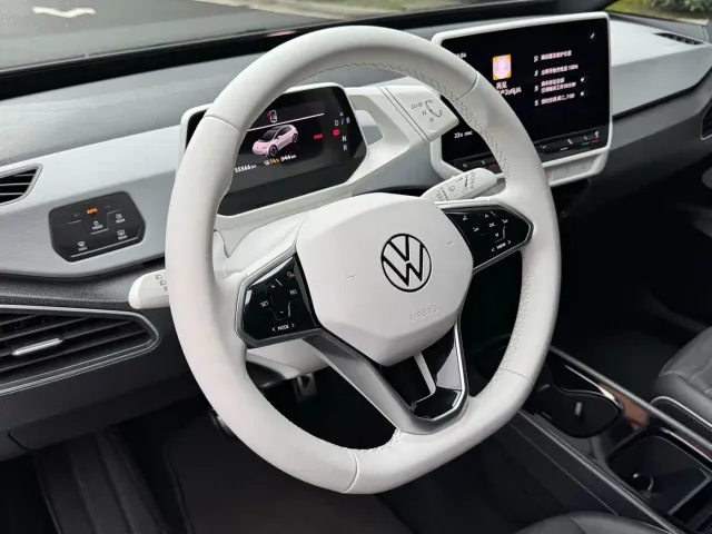 Volkswagen ID.3 — Фото автомобиля 7