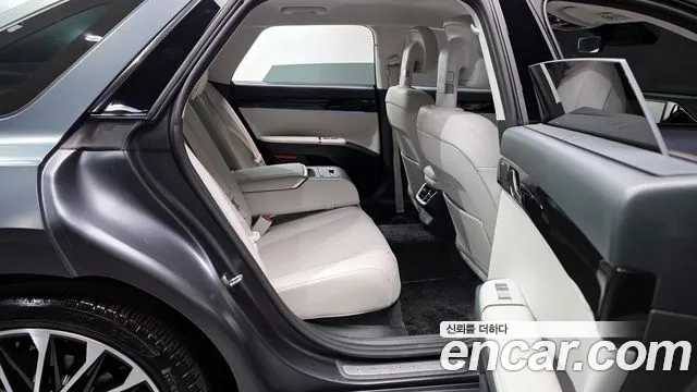 Hyundai Grandeur GN7 — Фото автомобиля 12