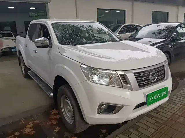 Nissan Navara — Фото автомобиля 3