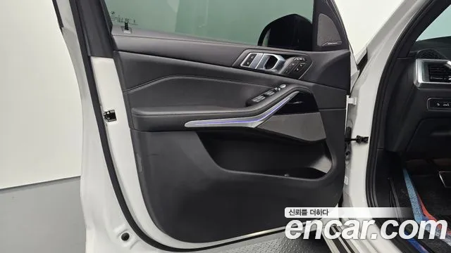 BMW X7 — Фото автомобиля 22