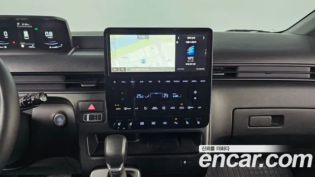 Hyundai Staria Staria 4WD Tourer 9 мест — Фото автомобиля 14