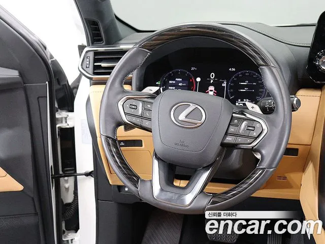 Lexus LX 4th Gen — Фото автомобиля 14