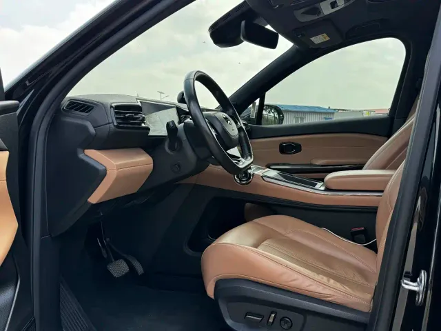 Nio ES6 — Фото автомобиля 8