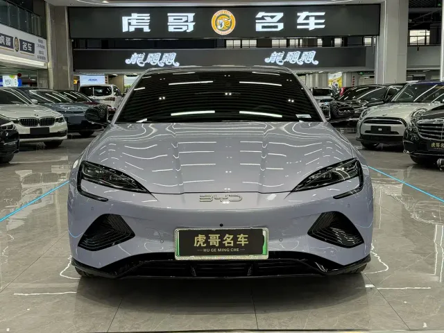 BYD Seal — Фото автомобиля 2