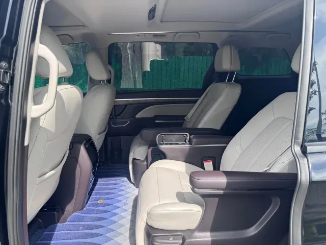 GAC Trumpchi M8 — Фото автомобиля 17