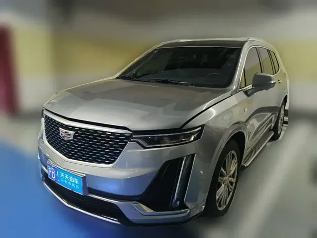 Фотография автомобиля — Cadillac XT6