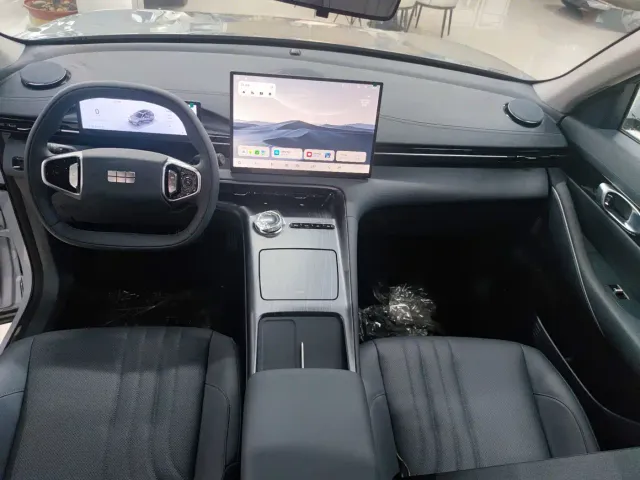 Geely Galaxy E5 — Фото автомобиля 6