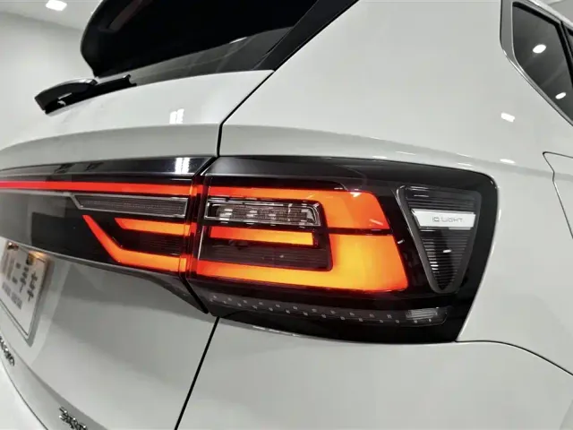 Volkswagen Tharu — Фото автомобиля 24